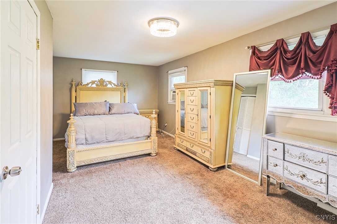 115 Matterson Avenue, Camillus, New York image 19