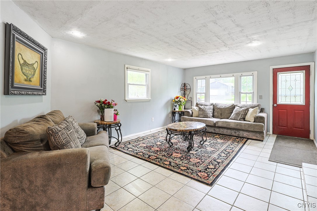 115 Matterson Avenue, Camillus, New York image 3