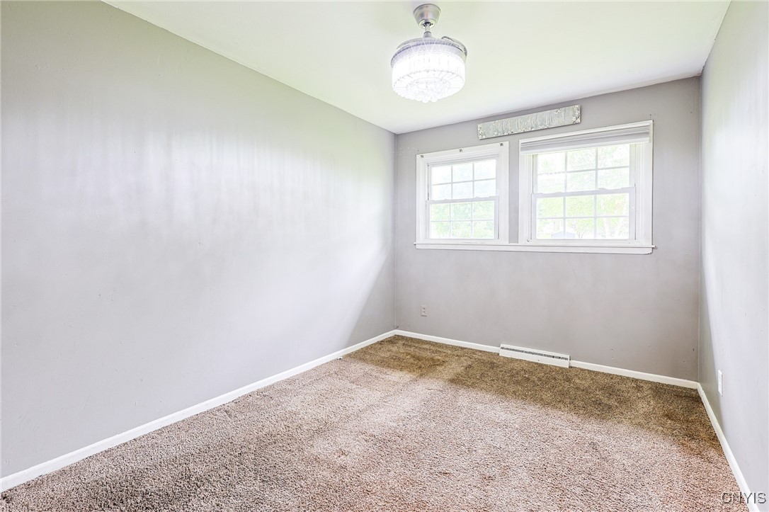 115 Matterson Avenue, Camillus, New York image 17