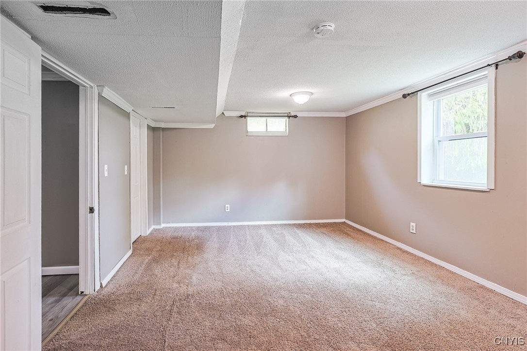 115 Matterson Avenue, Camillus, New York image 28