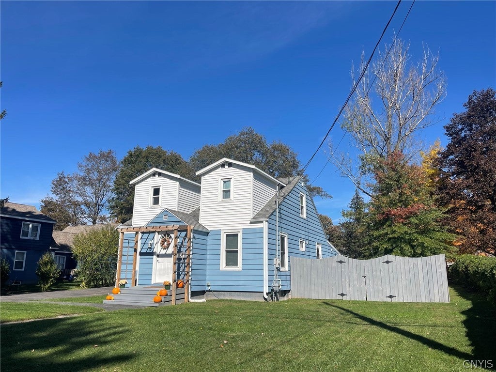 312 W Noyes Boulevard