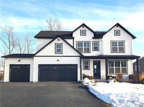 5506 Rolling Meadows Way Camillus NY 13031