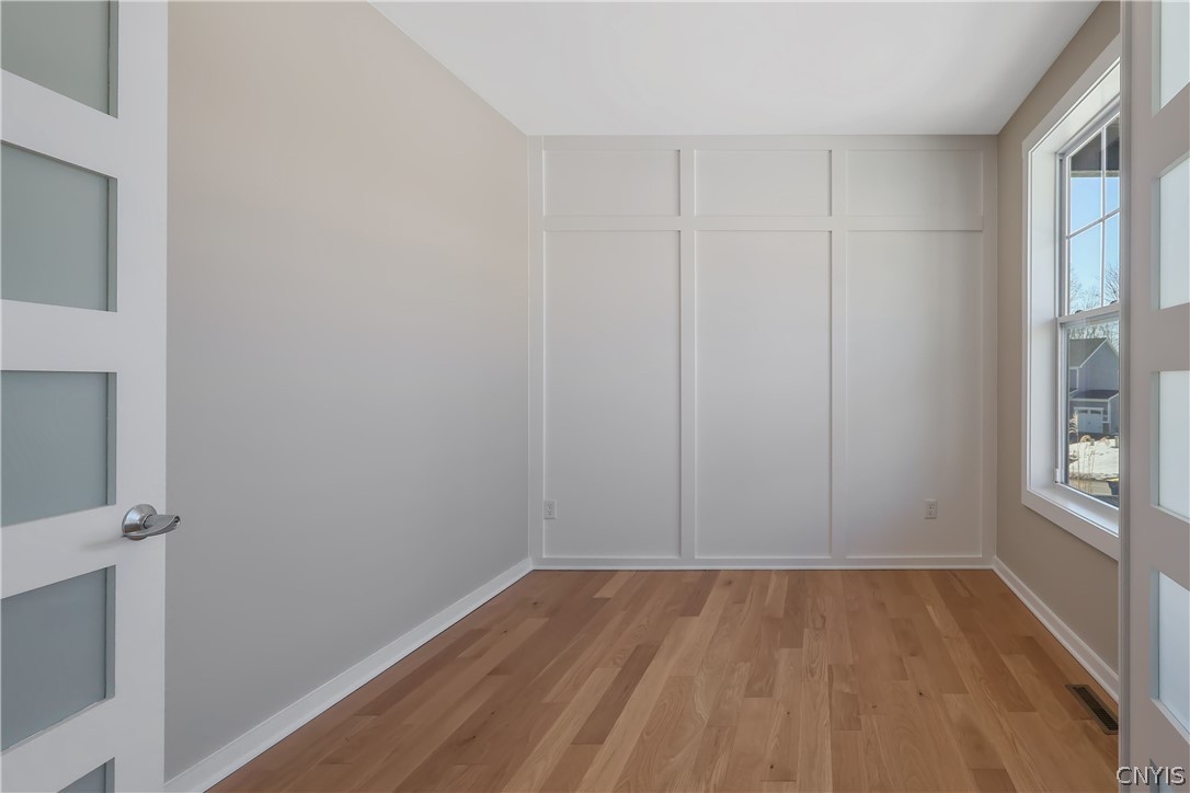 5506 Rolling Meadows Way