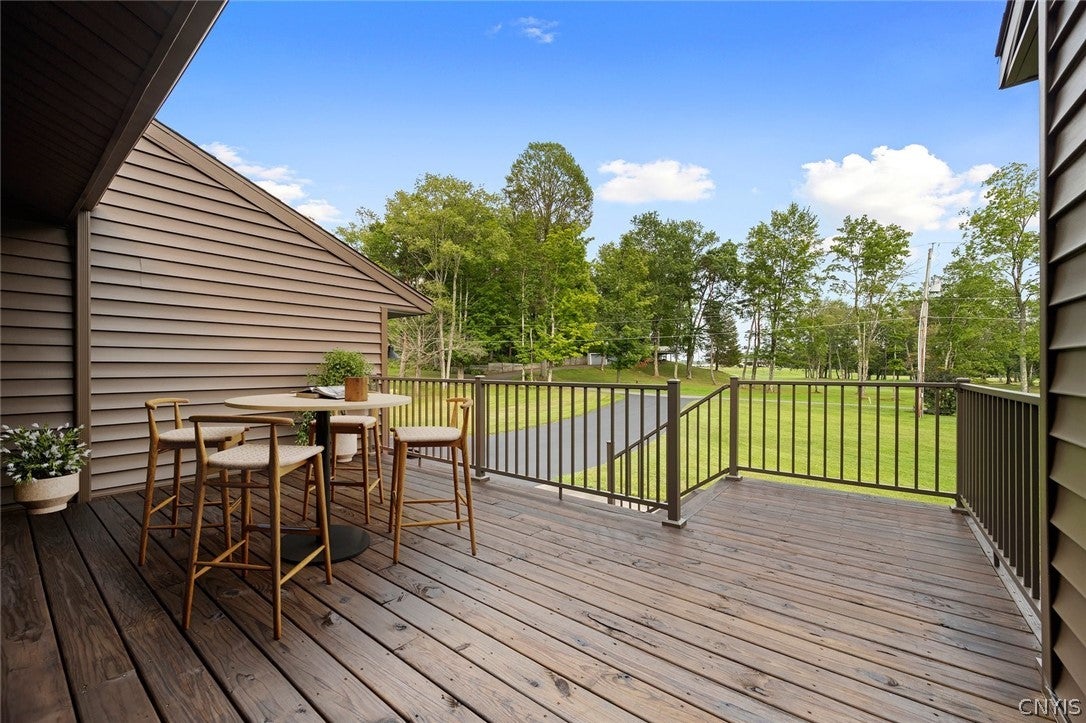8105 Pinebrook Lane