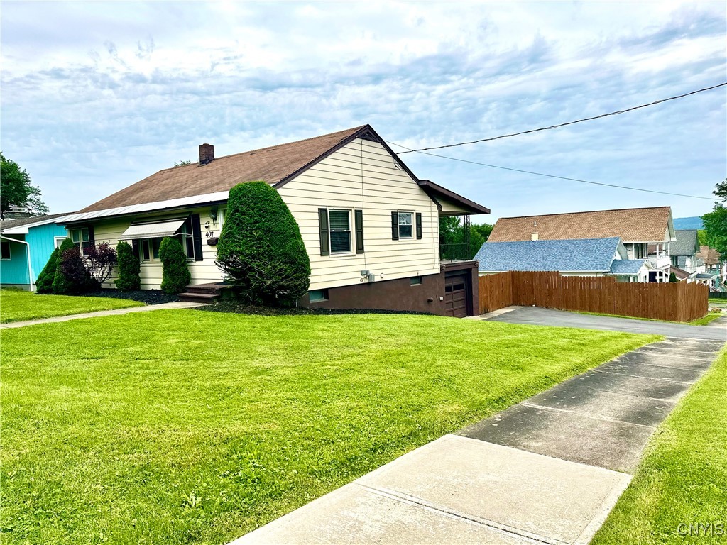 407 Pleasant Street