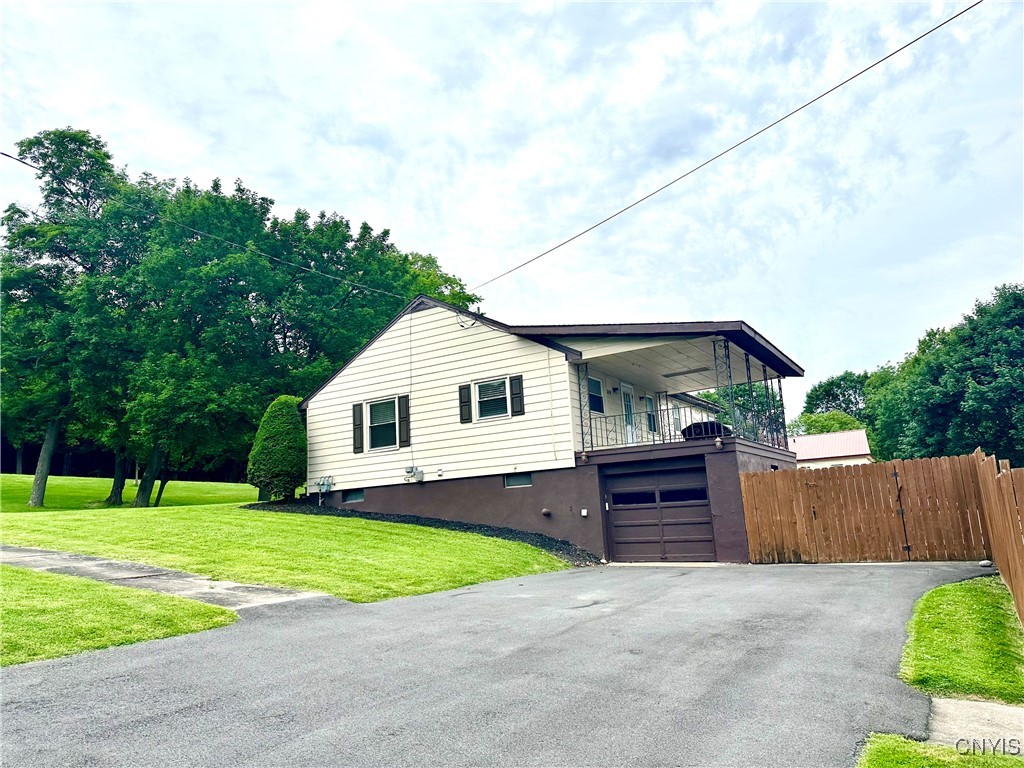 407 Pleasant Street