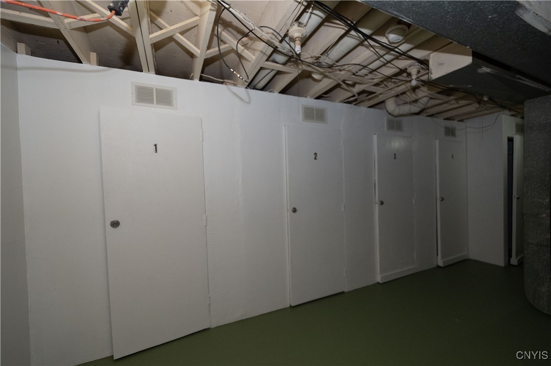 Syracuse, New York 13203, United States, 5 Bedrooms Bedrooms, ,Residential,Pending,15623