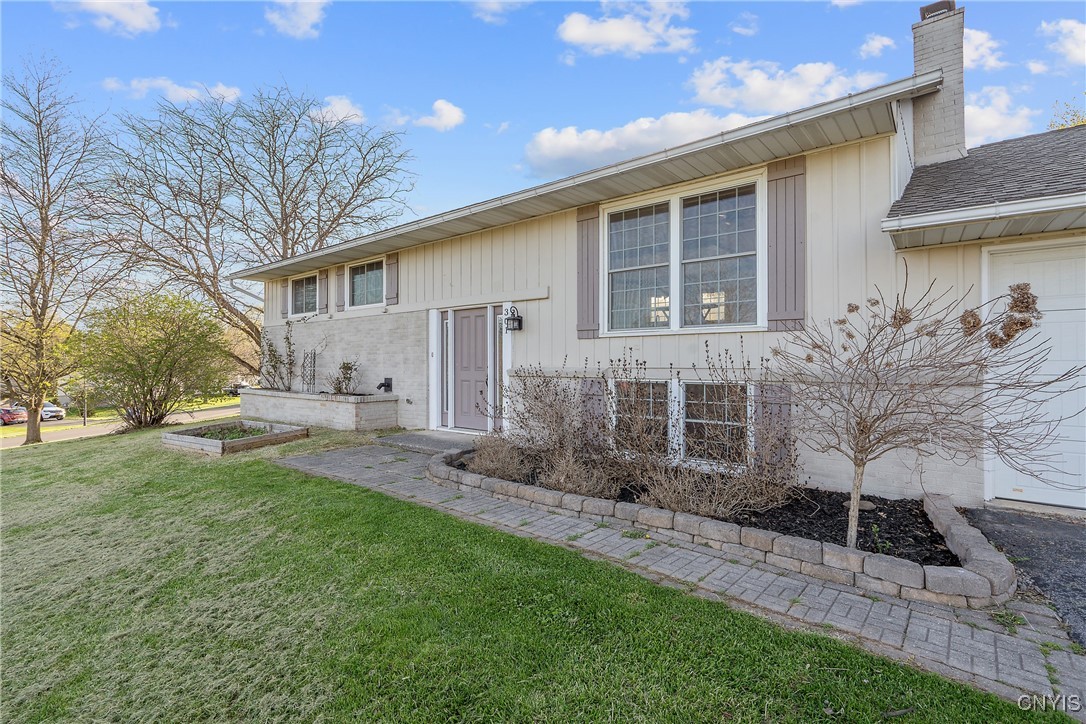 301 Sandbank Road, Elbridge, New York image 2