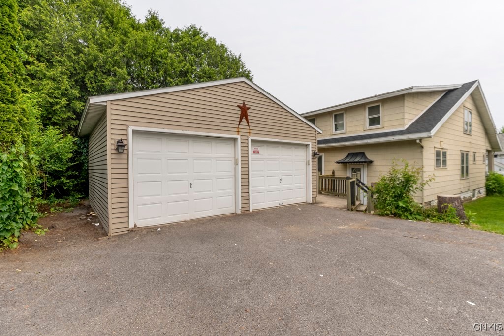 111 Maplehurst Avenue, Syracuse, New York image 5