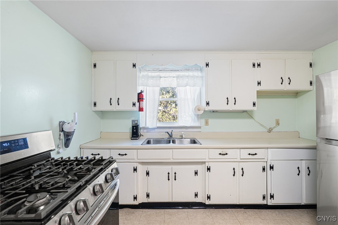 126 W Dauenhauer Street, Manlius, New York image 15