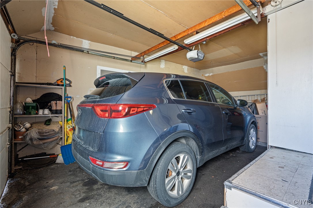 126 W Dauenhauer Street, Manlius, New York image 32