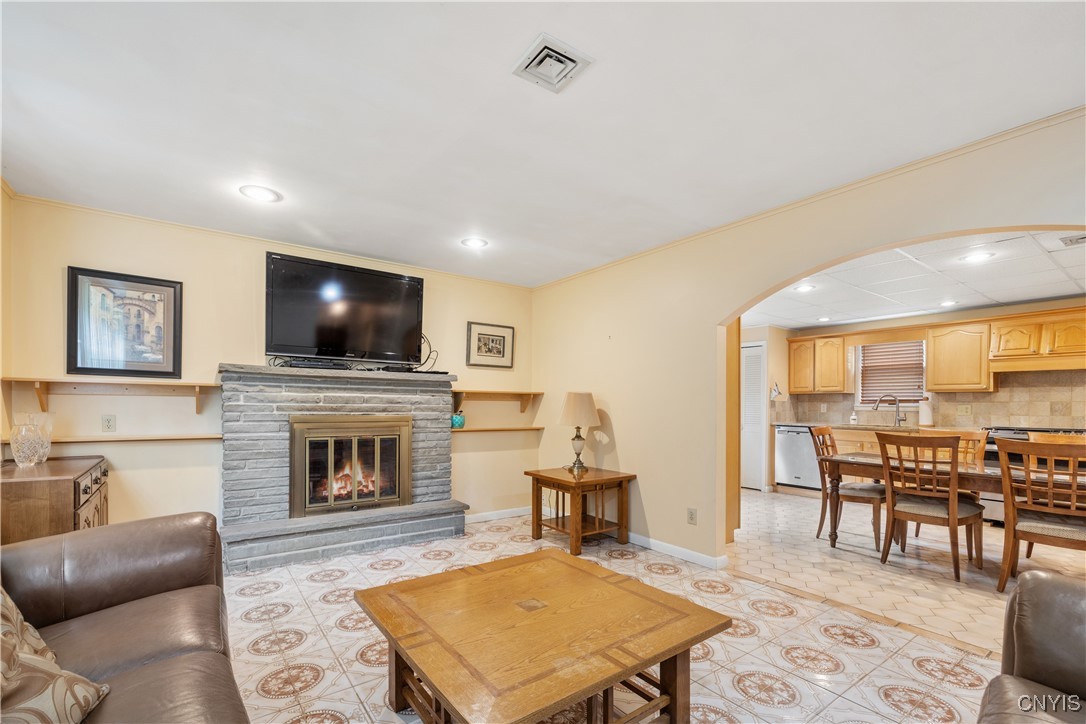 7322 Highbridge Road, Manlius, New York image 7