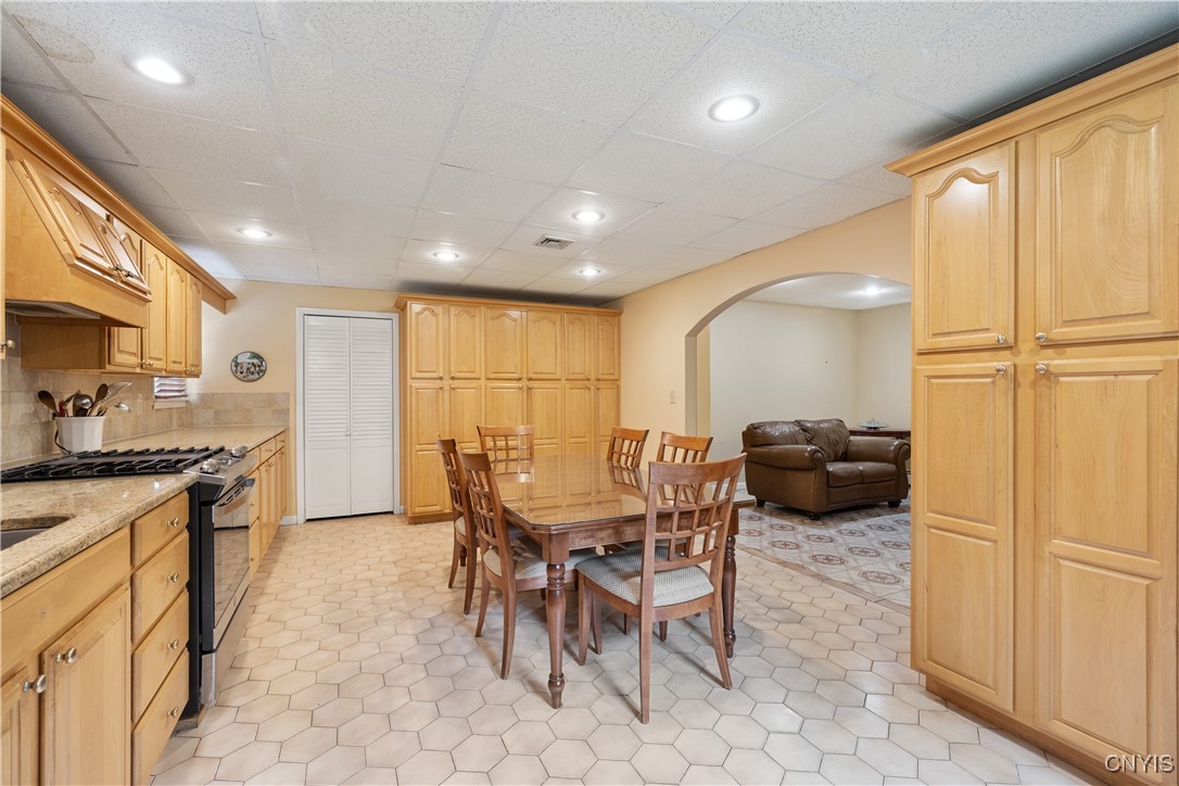 7322 Highbridge Road, Manlius, New York image 11