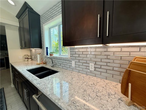 Tiny photo for 6075 Singletree Lane, DeWitt, NY 13078 (MLS # S1689691)
