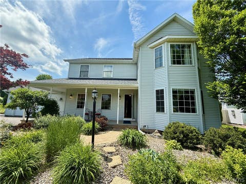 Photo of 6075 Singletree Lane, DeWitt, NY 13078 (MLS # S1689691)