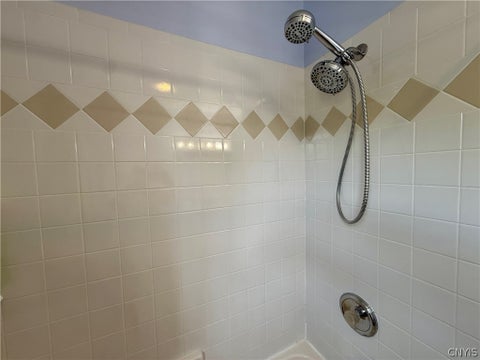 Tiny photo for 6075 Singletree Lane, DeWitt, NY 13078 (MLS # S1689691)