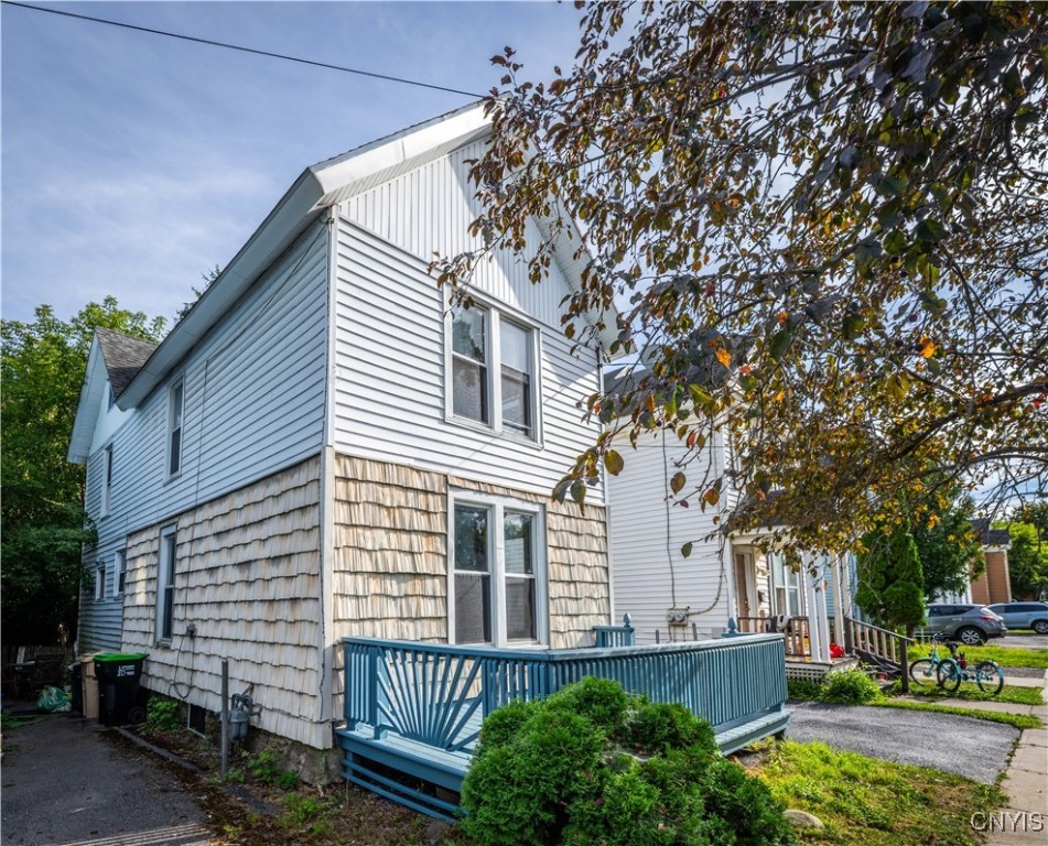 328 Pleasant Avenue