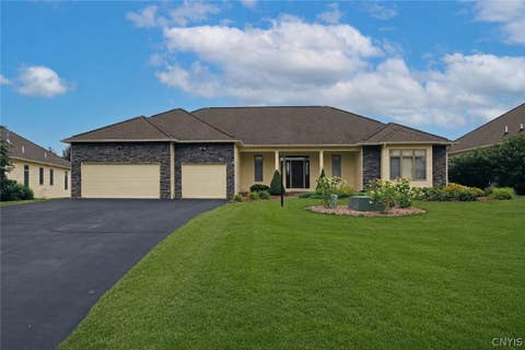 Photo for 6003 Bay Hill Circle