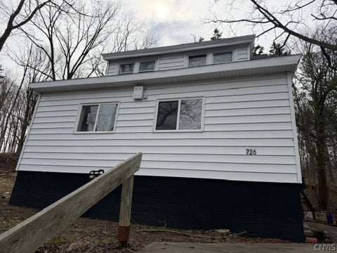 Homes For Sale - 726 Euclid Avenue<br/> Syracuse, NY 13210