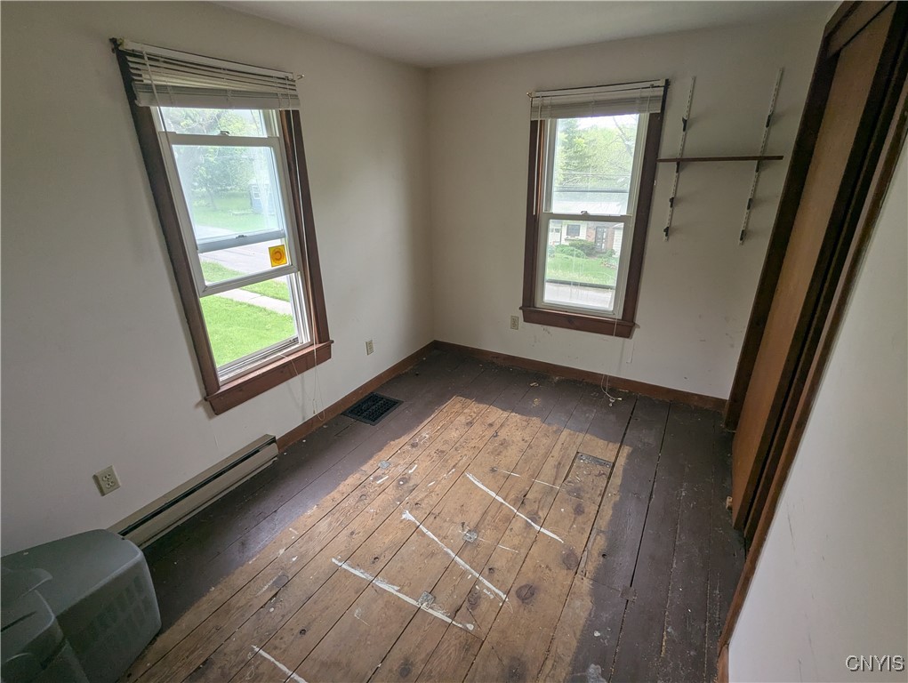 51 Warren Street, Tully, New York image 8