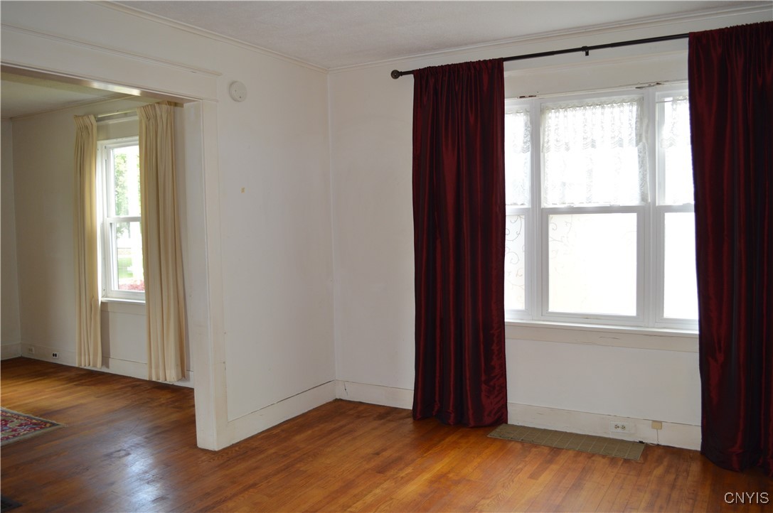112 Mary Street, Auburn, New York image 18