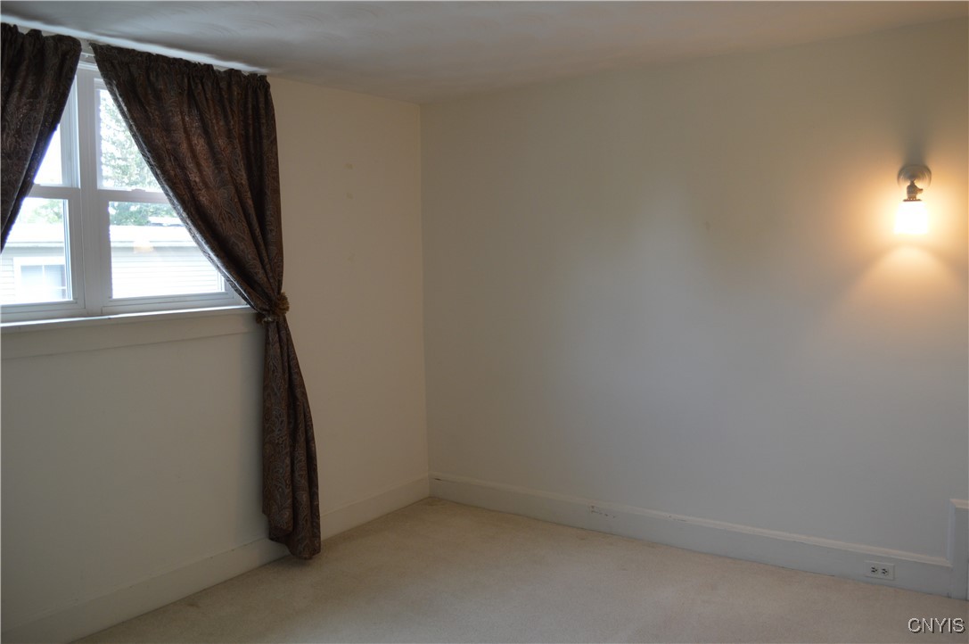112 Mary Street, Auburn, New York image 33