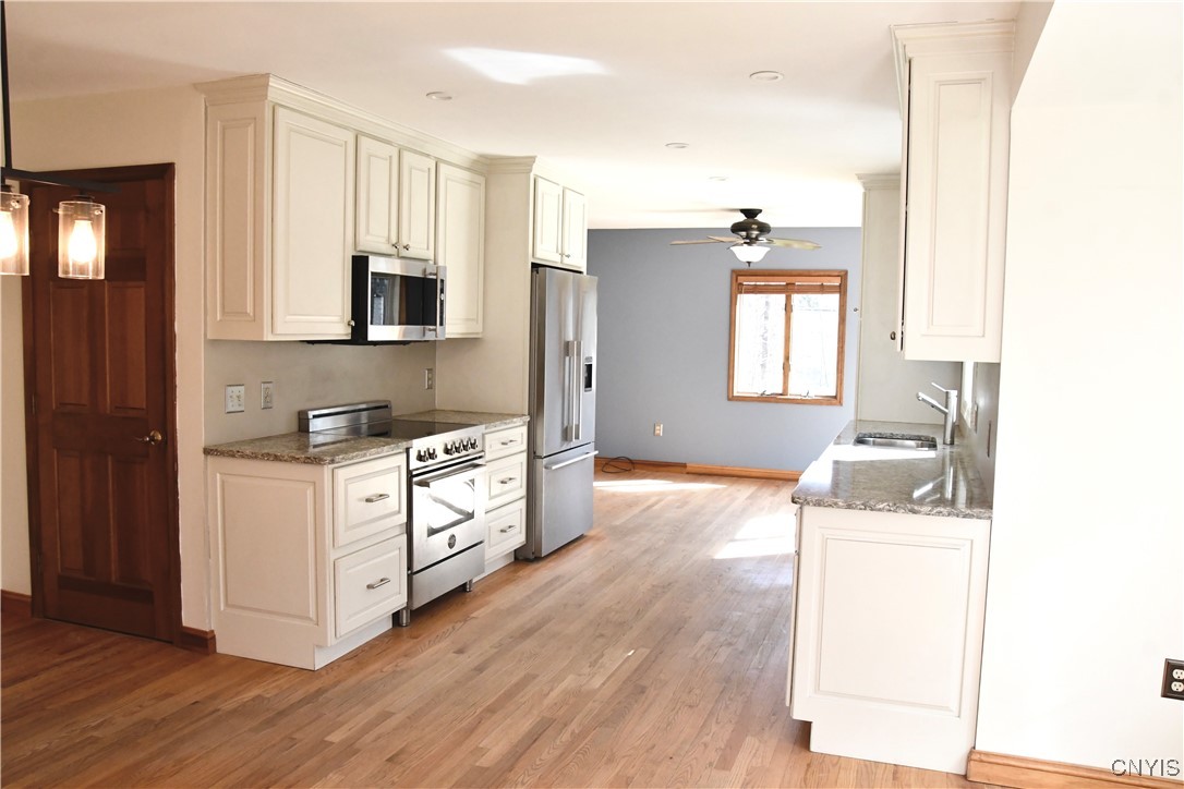10 Adrian Circle, Constantia, New York image 5