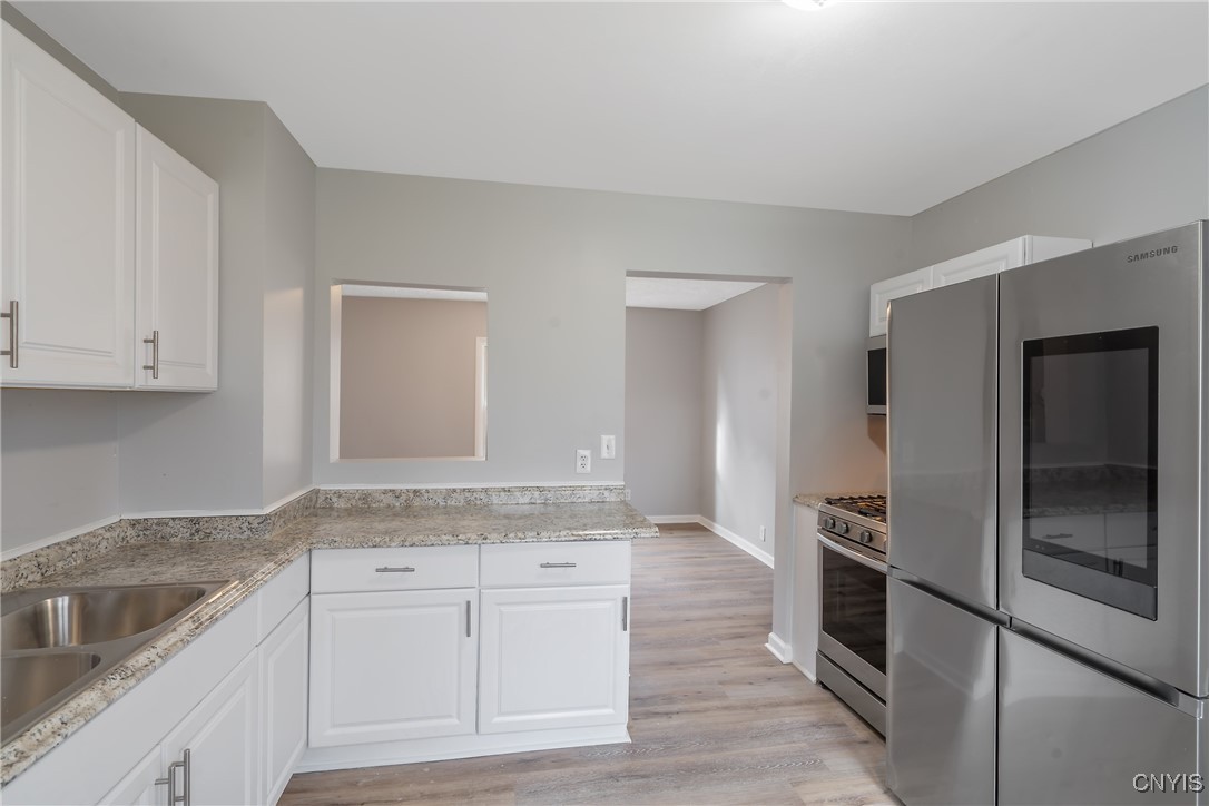 106 Clayton Avenue, Syracuse, New York image 14