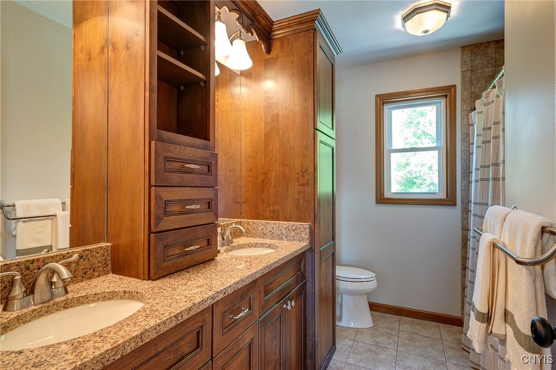 30 Orangewood Drive, Clay, New York image 34
