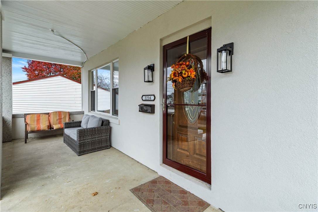 2216 Caroline Street