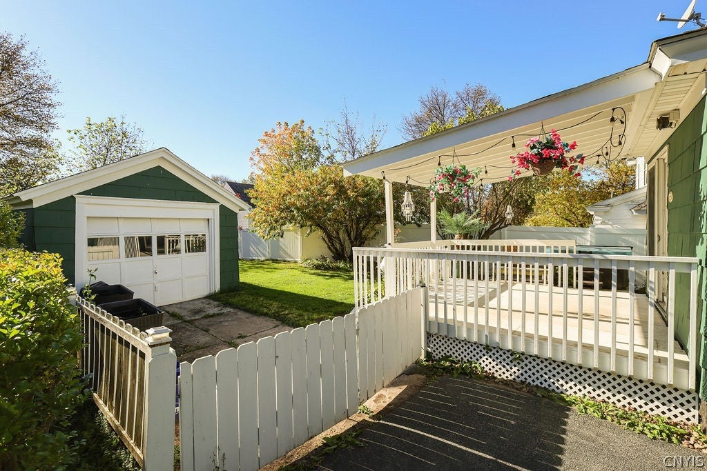 225 Paul Avenue