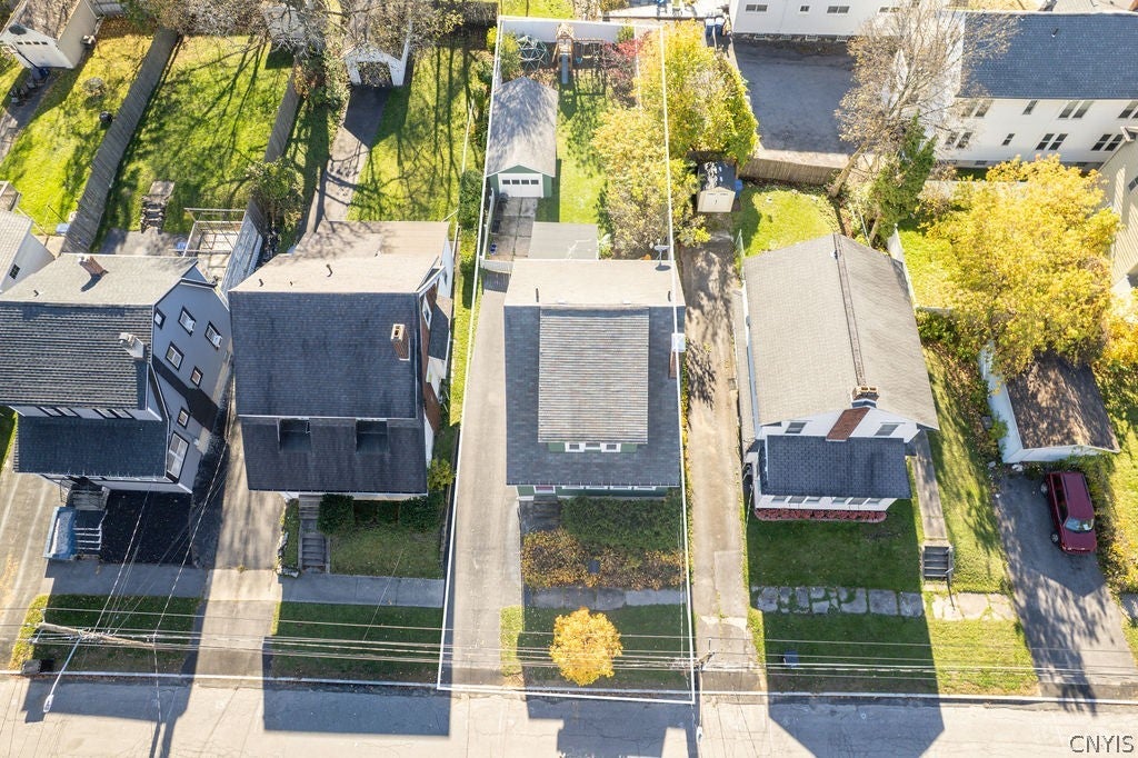 225 Paul Avenue