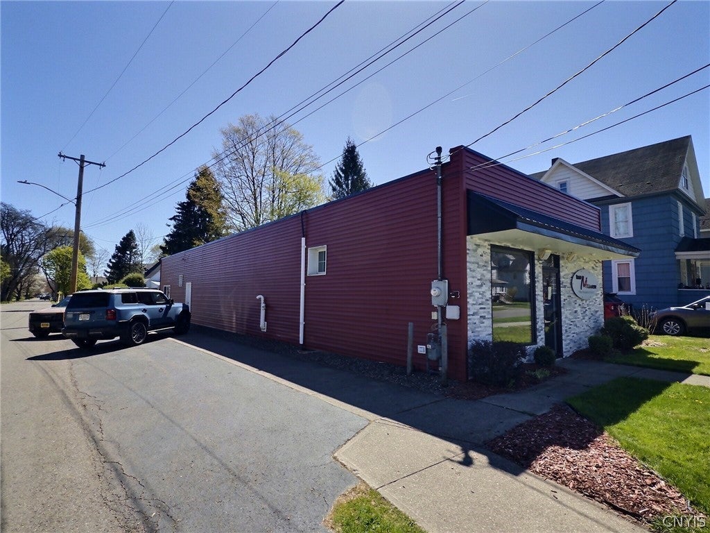 74 Hamlin Street
