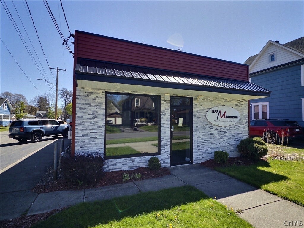 74 Hamlin Street