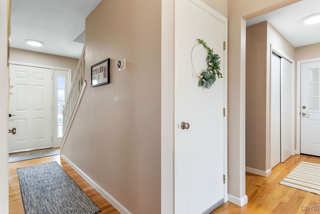 8320 Parker House Path Path, Cicero, New York image 26