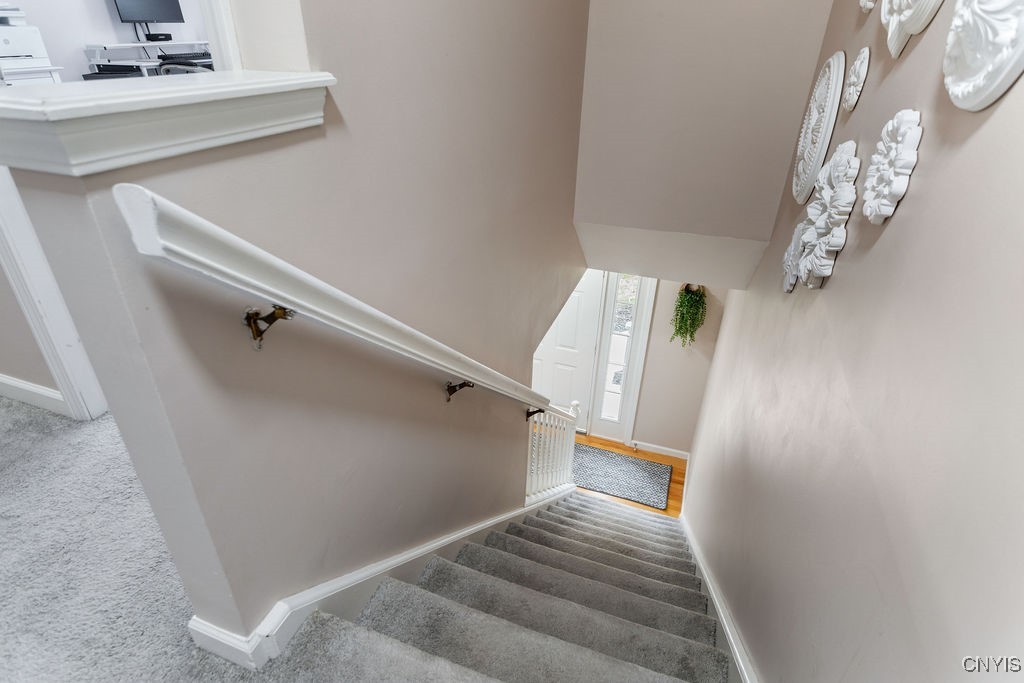 8320 Parker House Path Path, Cicero, New York image 31