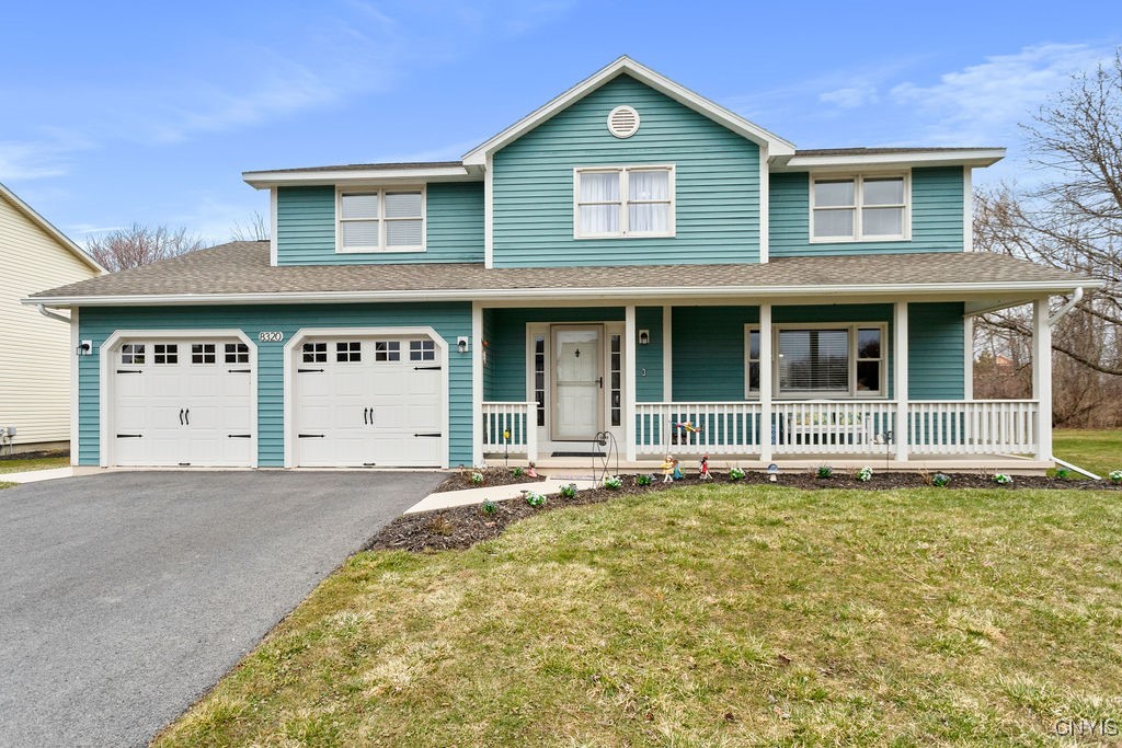 8320 Parker House Path Path, Cicero, New York image 1