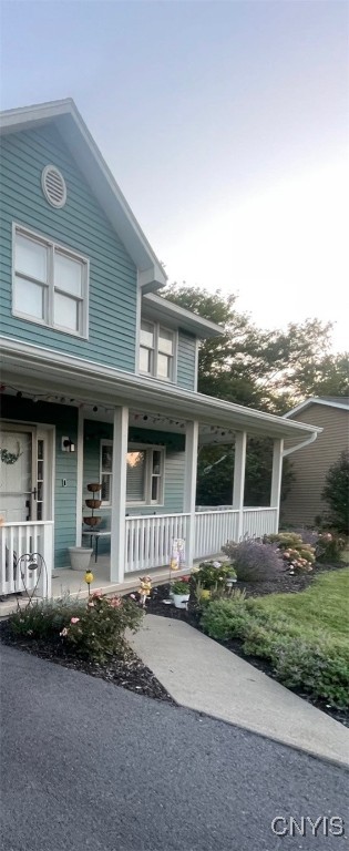 8320 Parker House Path Path, Cicero, New York image 4