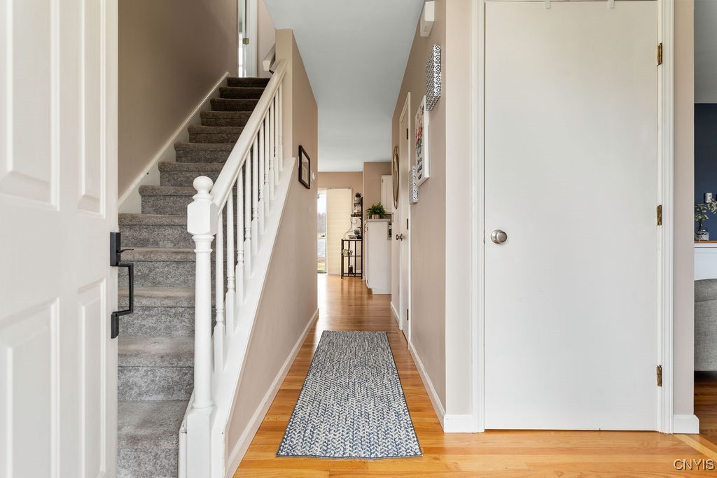 8320 Parker House Path Path, Cicero, New York image 7