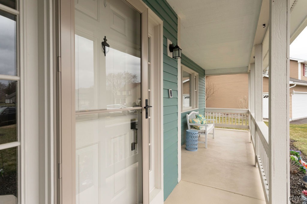 8320 Parker House Path Path, Cicero, New York image 5