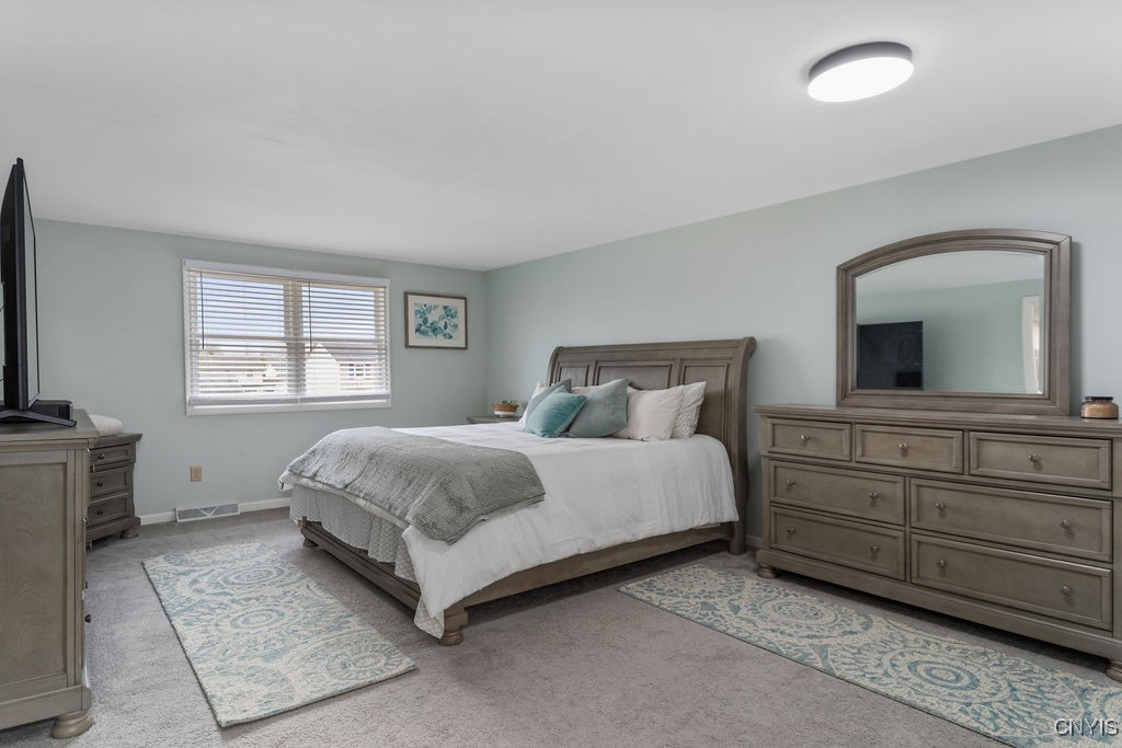8320 Parker House Path Path, Cicero, New York image 33