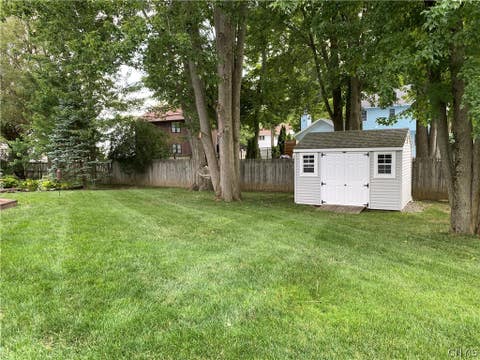 Tiny photo for 34 Fawncrest Boulevard, New Hartford, NY 13413 (MLS # S1702695)