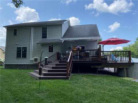Tiny photo for 34 Fawncrest Boulevard, New Hartford, NY 13413 (MLS # S1702695)