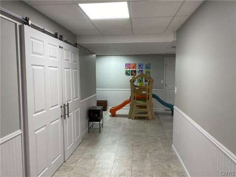 Tiny photo for 34 Fawncrest Boulevard, New Hartford, NY 13413 (MLS # S1702695)