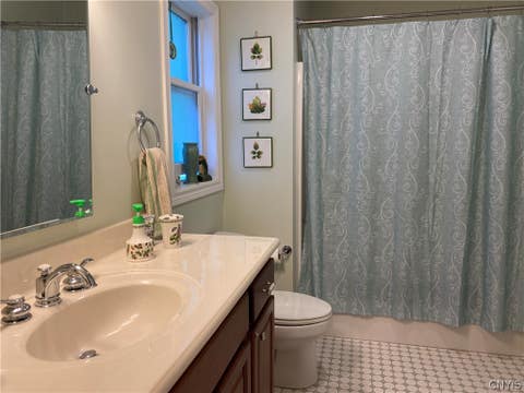Tiny photo for 34 Fawncrest Boulevard, New Hartford, NY 13413 (MLS # S1702695)