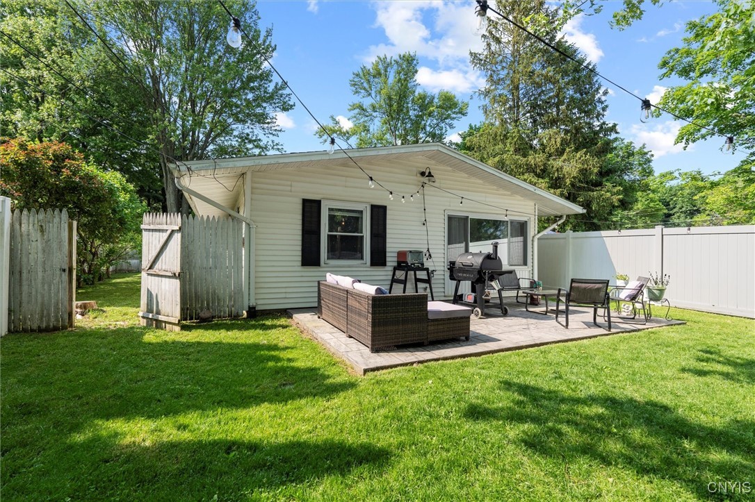 136 Barclay Road, Camillus, New York image 34