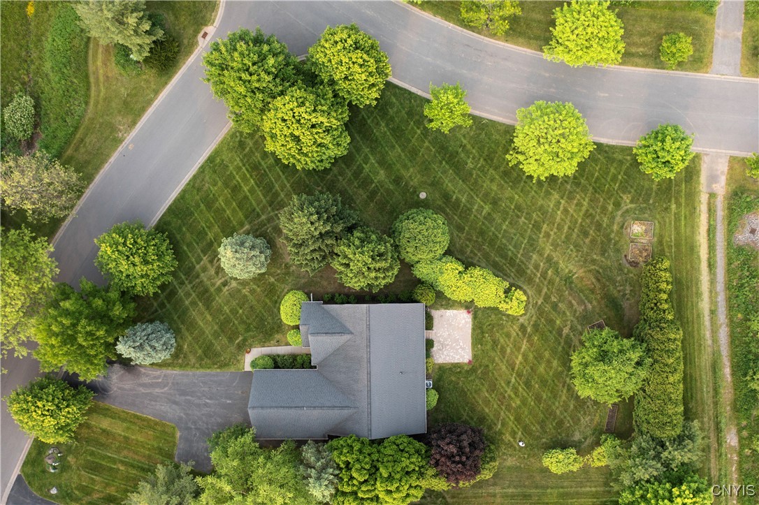1 Wicklow Drive, Skaneateles, New York image 3