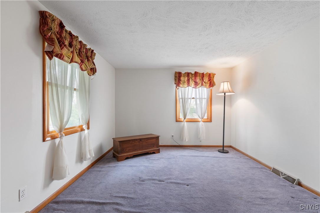 2220 W Genesee Turnpike, Camillus, New York image 23