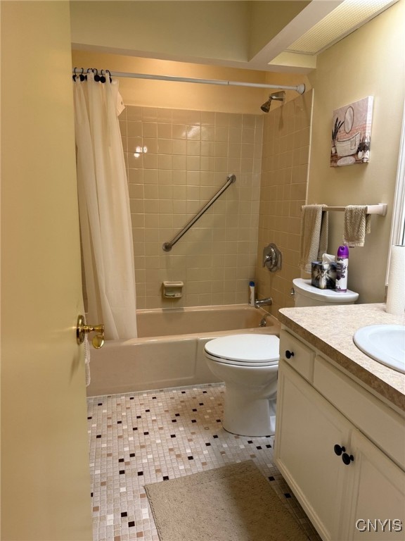 902 Woburn Drive, Camillus, New York image 16