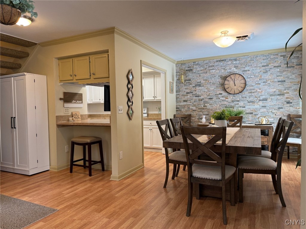 902 Woburn Drive, Camillus, New York image 9
